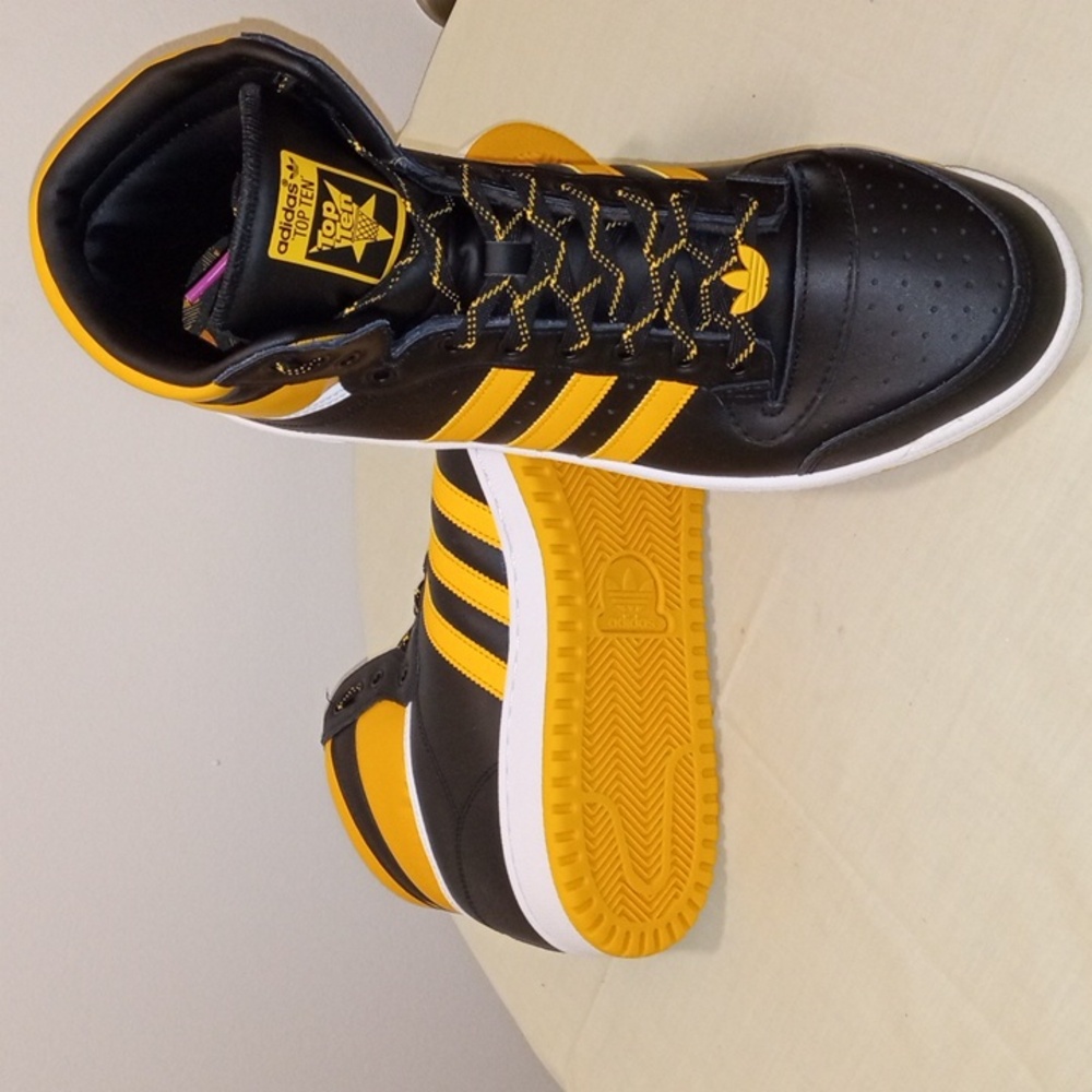 ADIDAS Top Ten HI